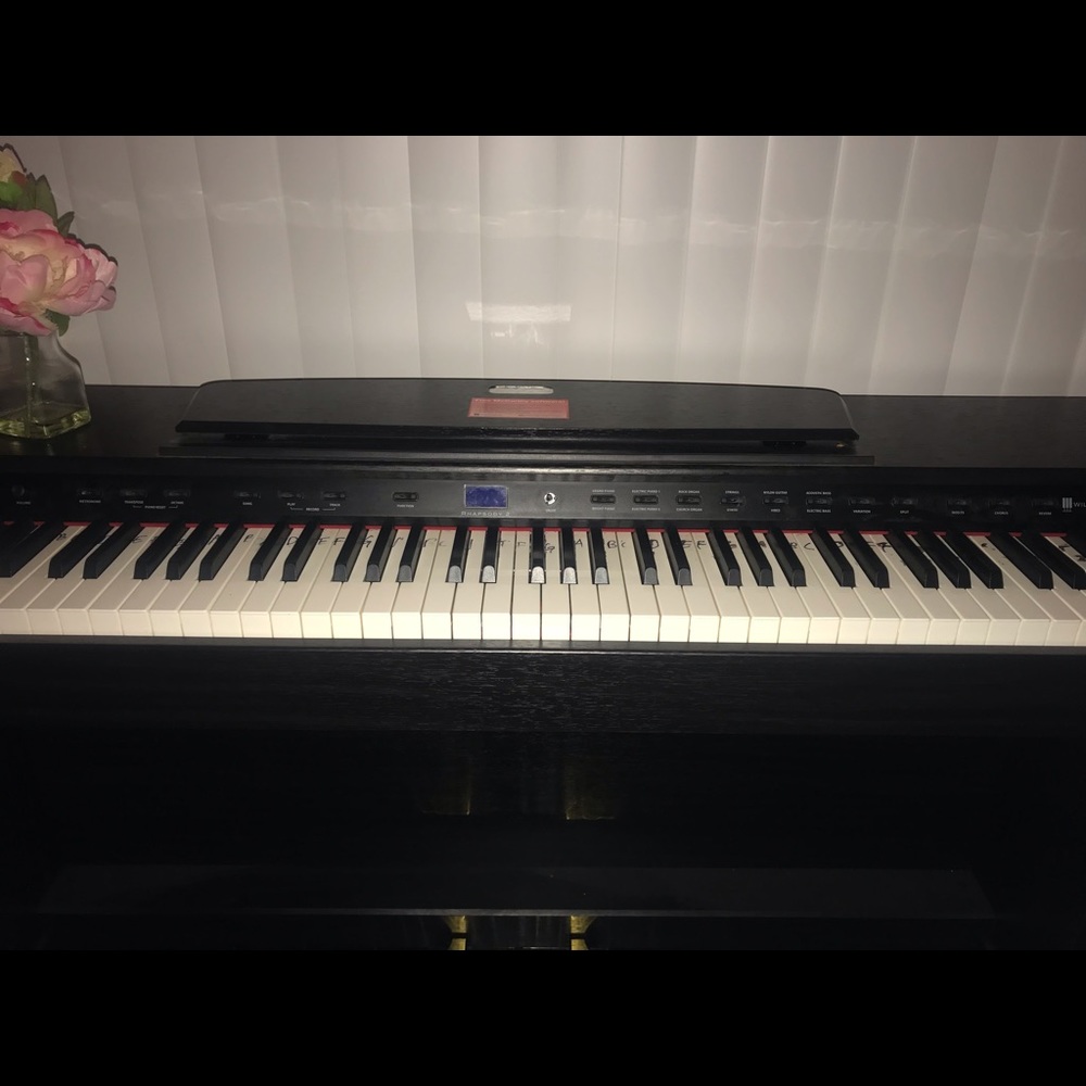 2018 piano - Picture 3 of 7